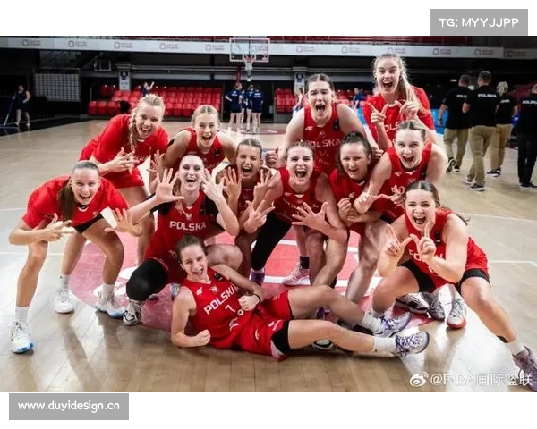 FIBA最新排名:美国第一斯洛文尼亚第四,中国28 FIBA最新排名:美国第一斯洛文尼亚第四,中国28